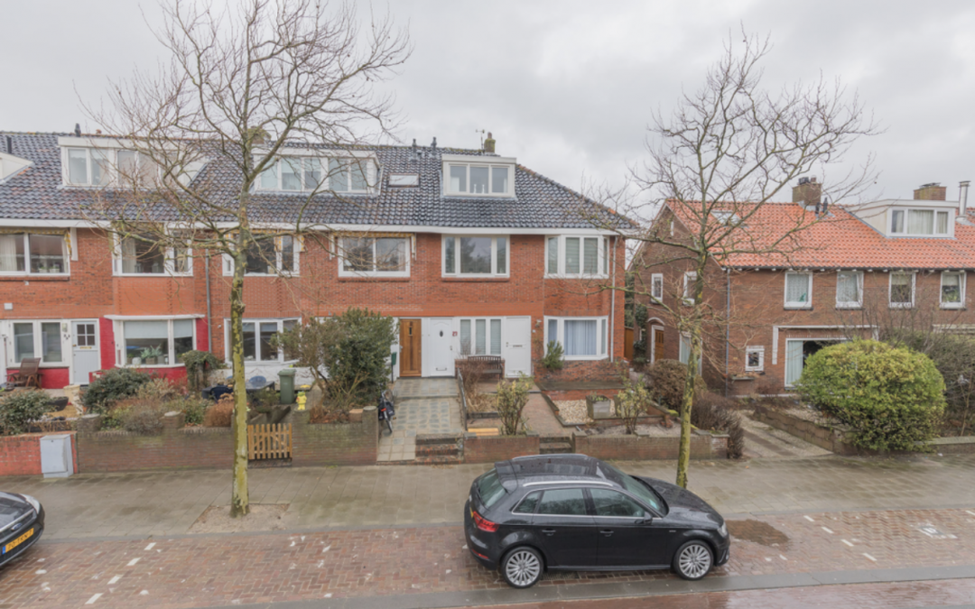 Zandvoort, Dr Gerkestraat 27 rood