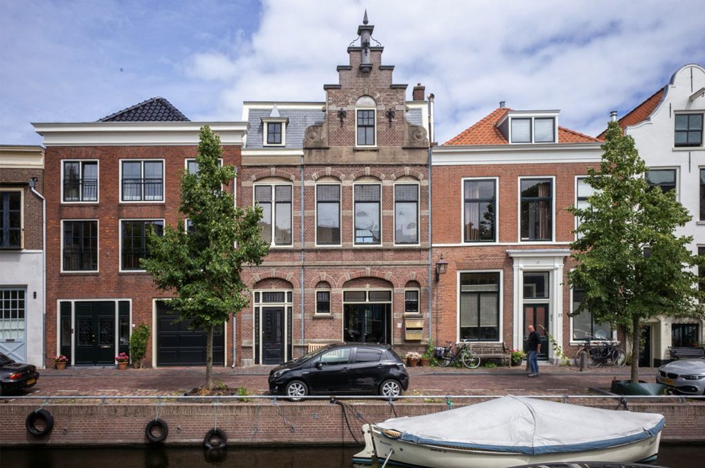 Haarlem, Bakenessergracht 25 rood